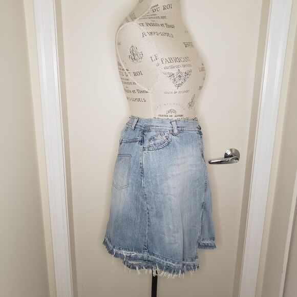 Vintage Sisley Denim Skirt - Picture 2 of 13